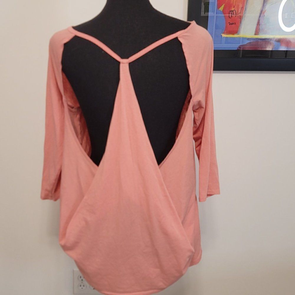 Fabletics Neema Top   - Picture 3 of 5